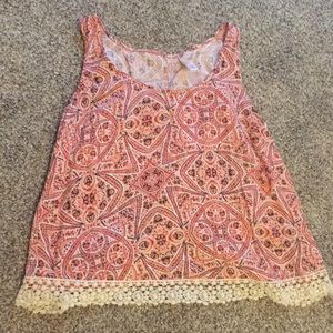 Crop top with crochet trim